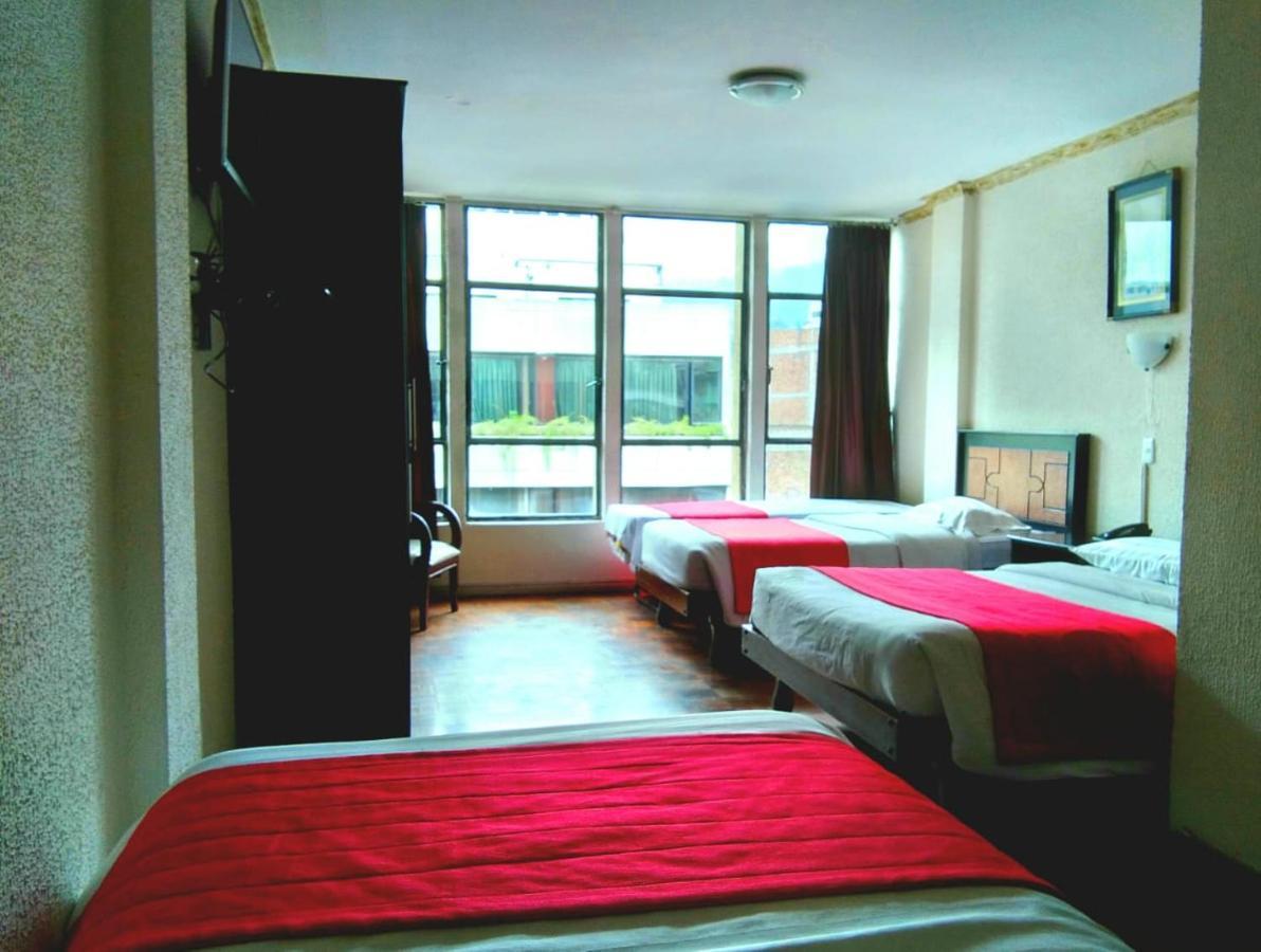 Hotel Imperial Ambato Exteriör bild