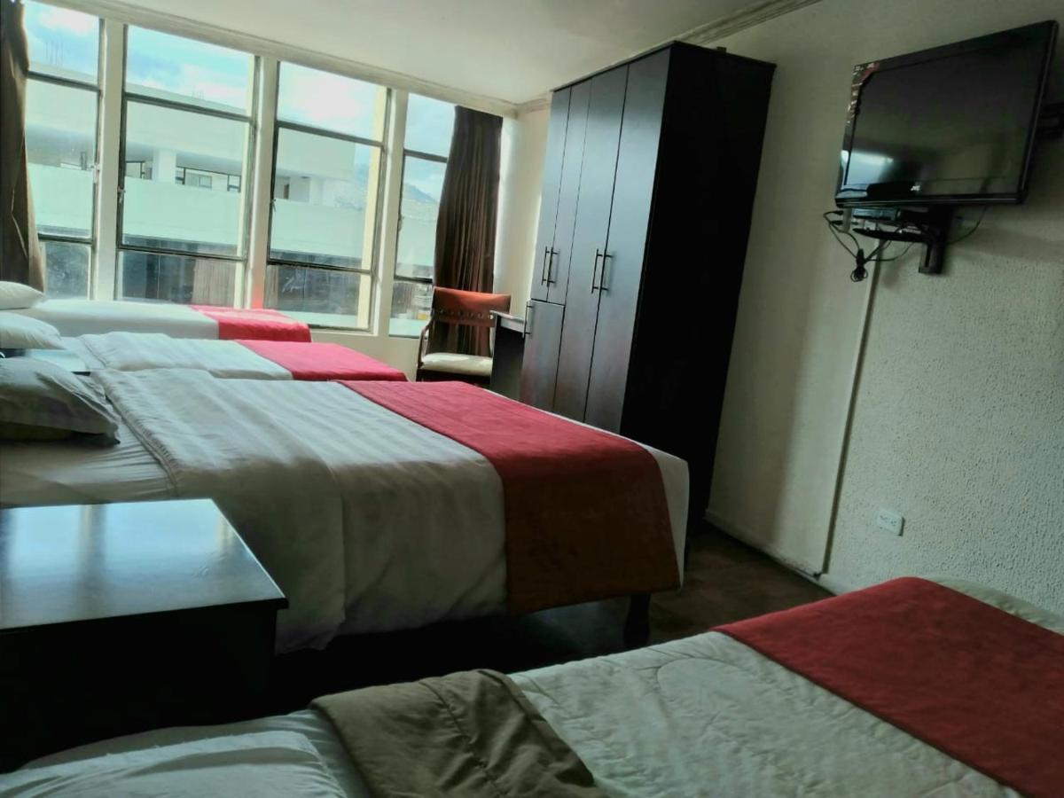 Hotel Imperial Ambato Exteriör bild