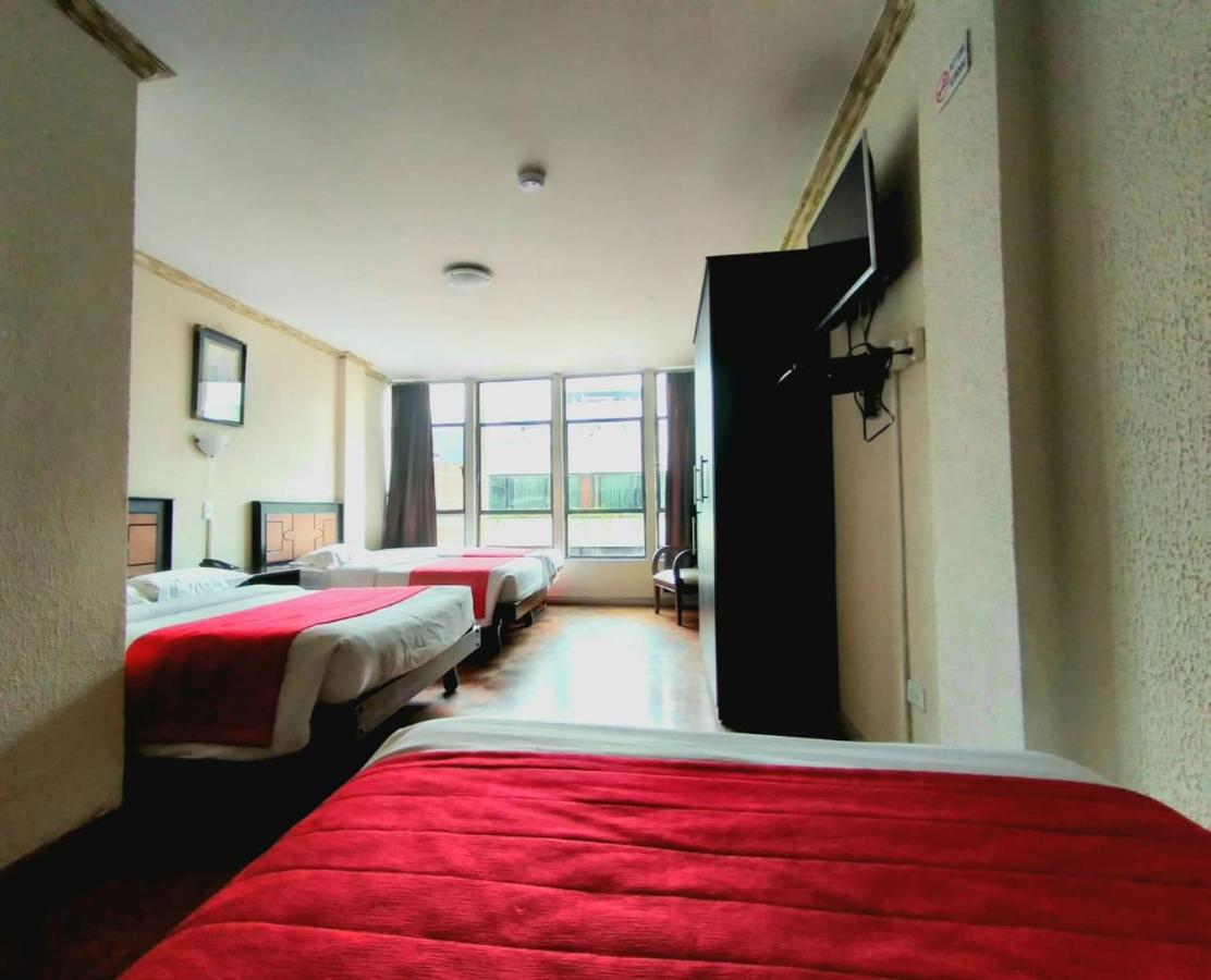 Hotel Imperial Ambato Exteriör bild