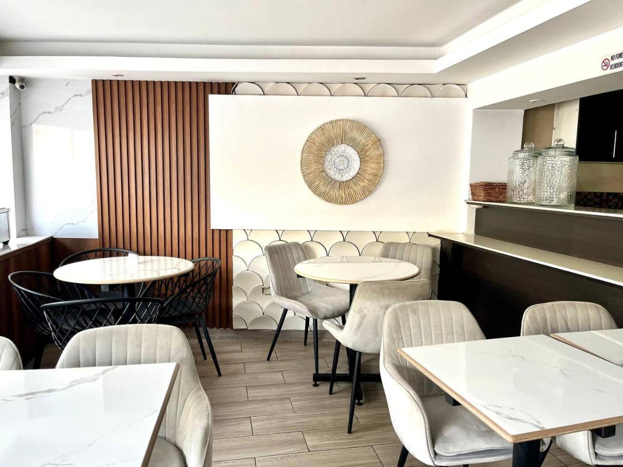 Hotel Imperial Ambato Exteriör bild
