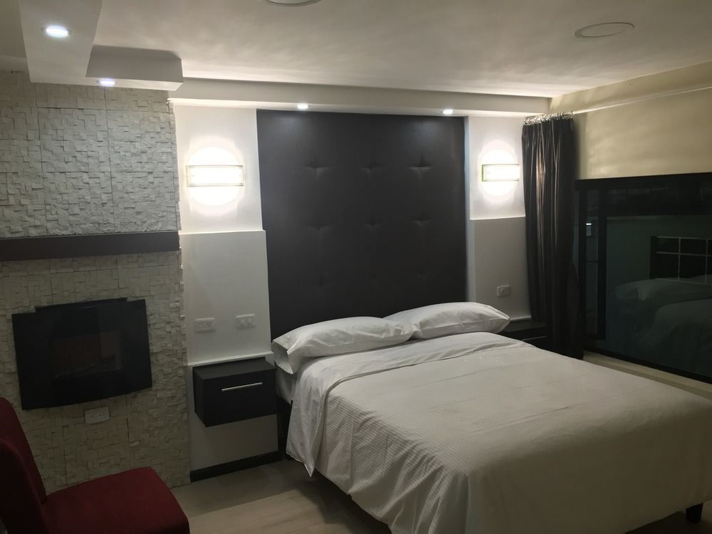 Hotel Imperial Ambato Exteriör bild