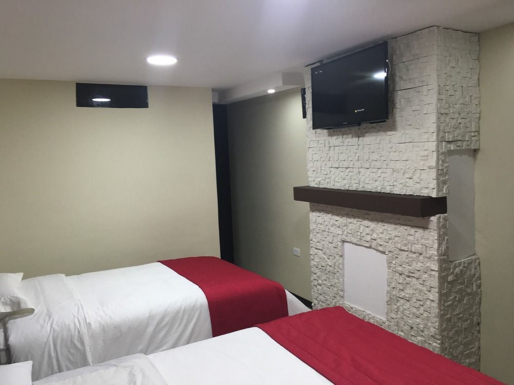 Hotel Imperial Ambato Exteriör bild