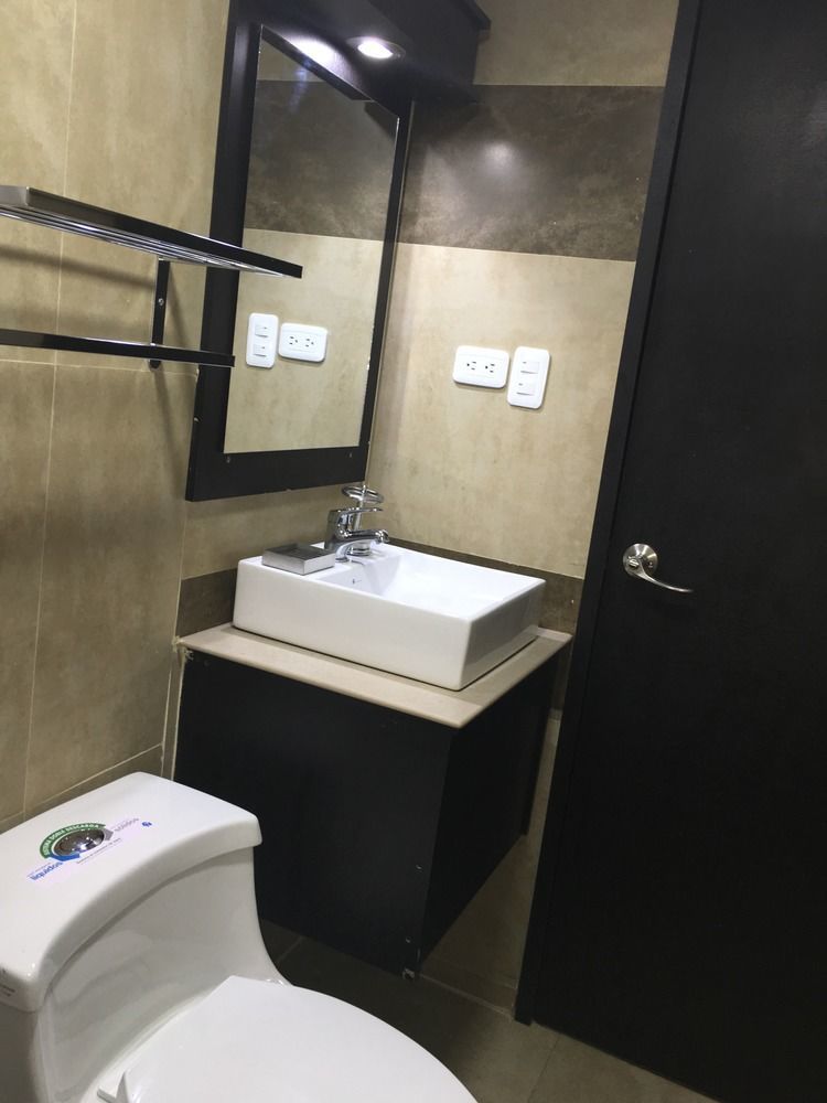 Hotel Imperial Ambato Exteriör bild